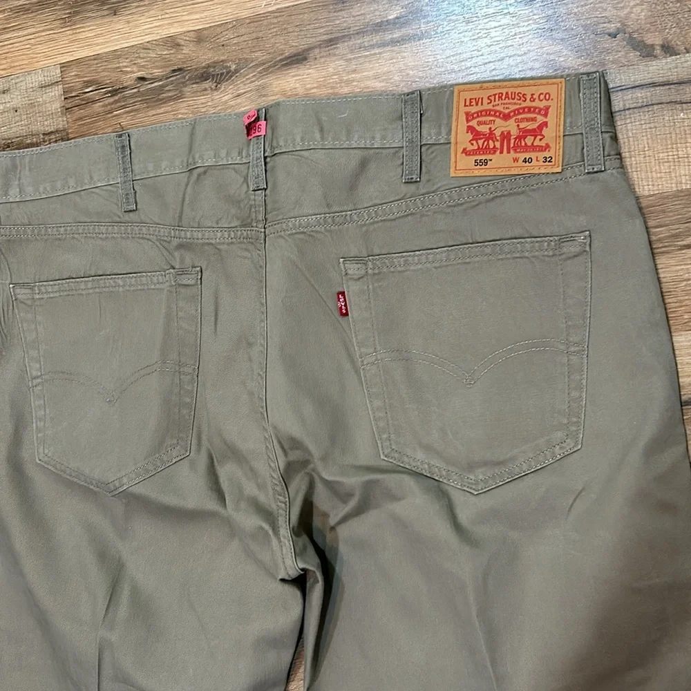LEVIS  559 KHAKIS PANTS MEN W40L32 BROWN RELAX FIX - Picture 4 of 9